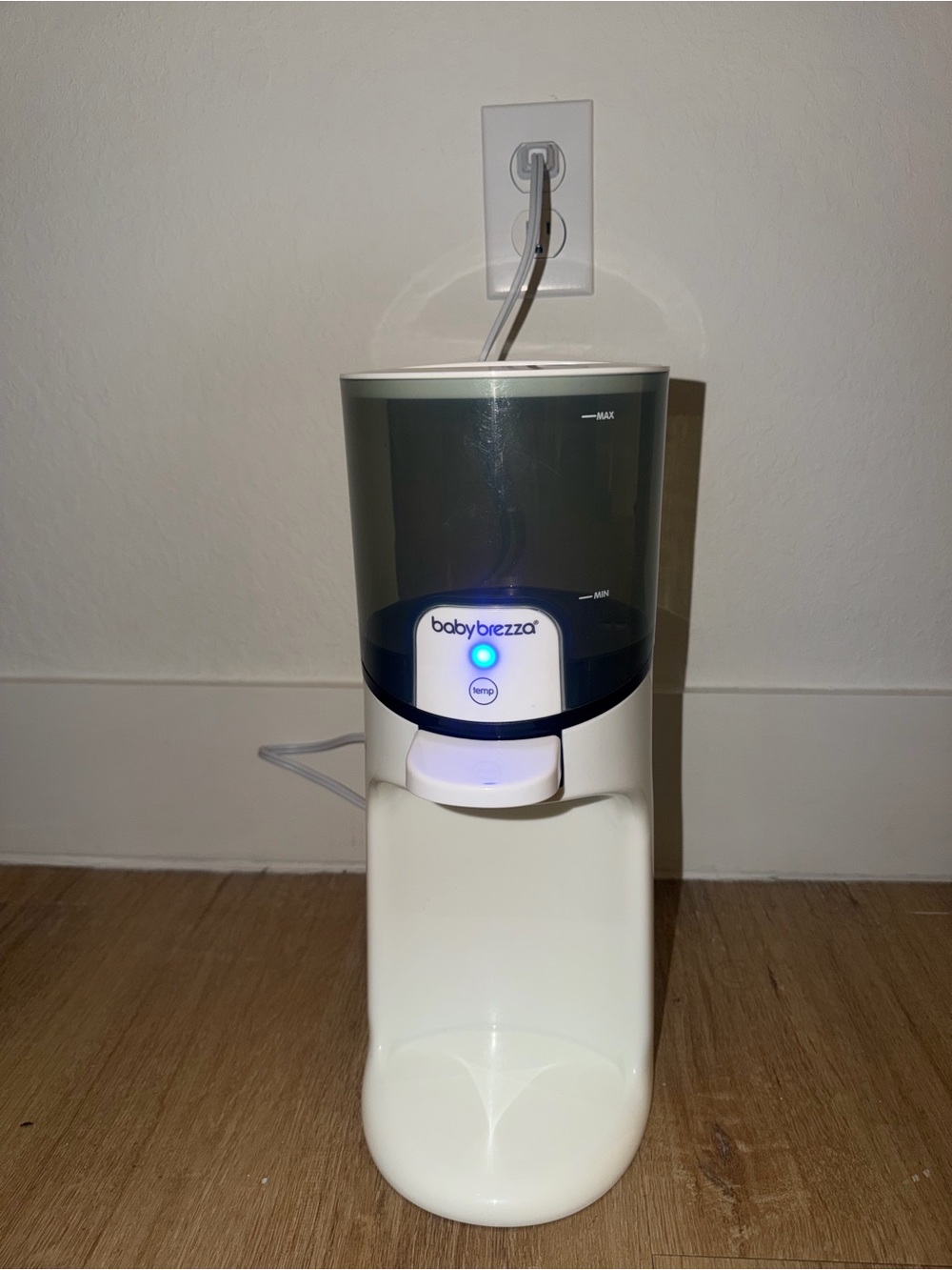 Baby Brezza Kids Accessories Formula Dispenser in White and Dark Gray